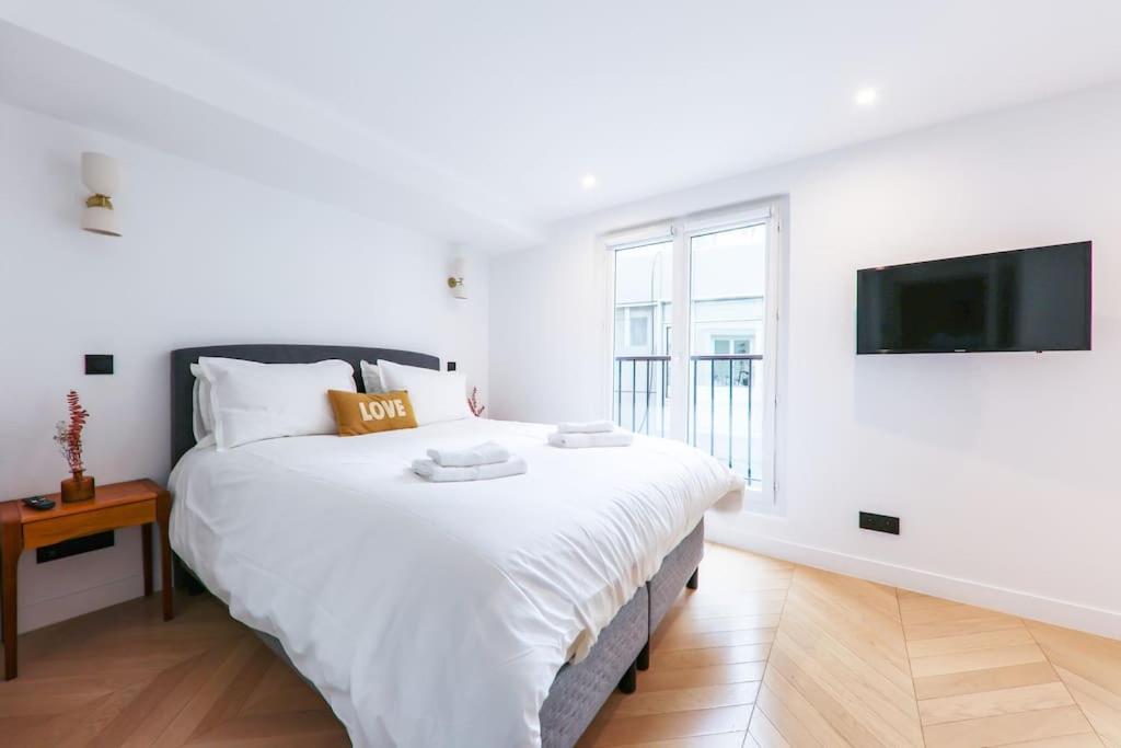 Apartment Urban Retreat Brand-new Duplex 2-bedroom Paris