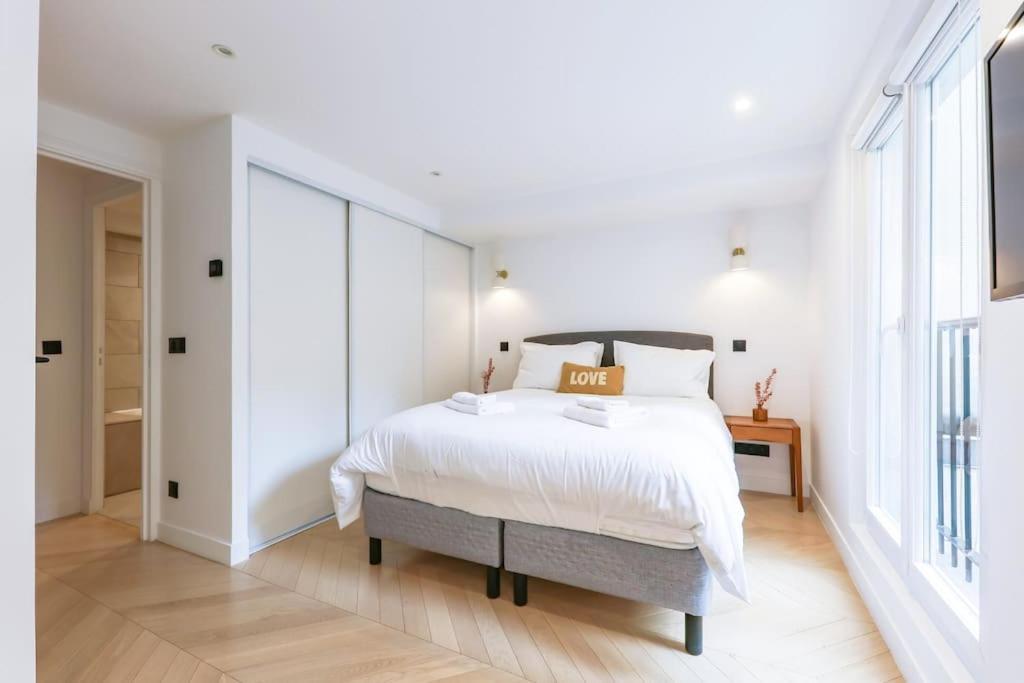 Apartment Urban Retreat Brand-new Duplex 2-bedroom Paris