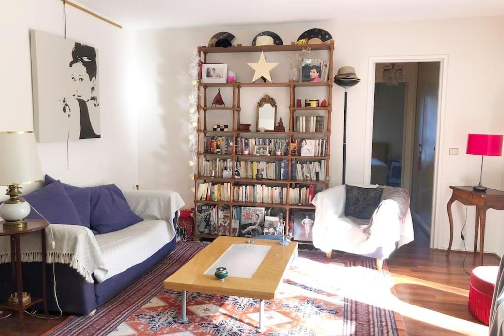 Cosy+ Terrasse Amontparnasse Apartment *