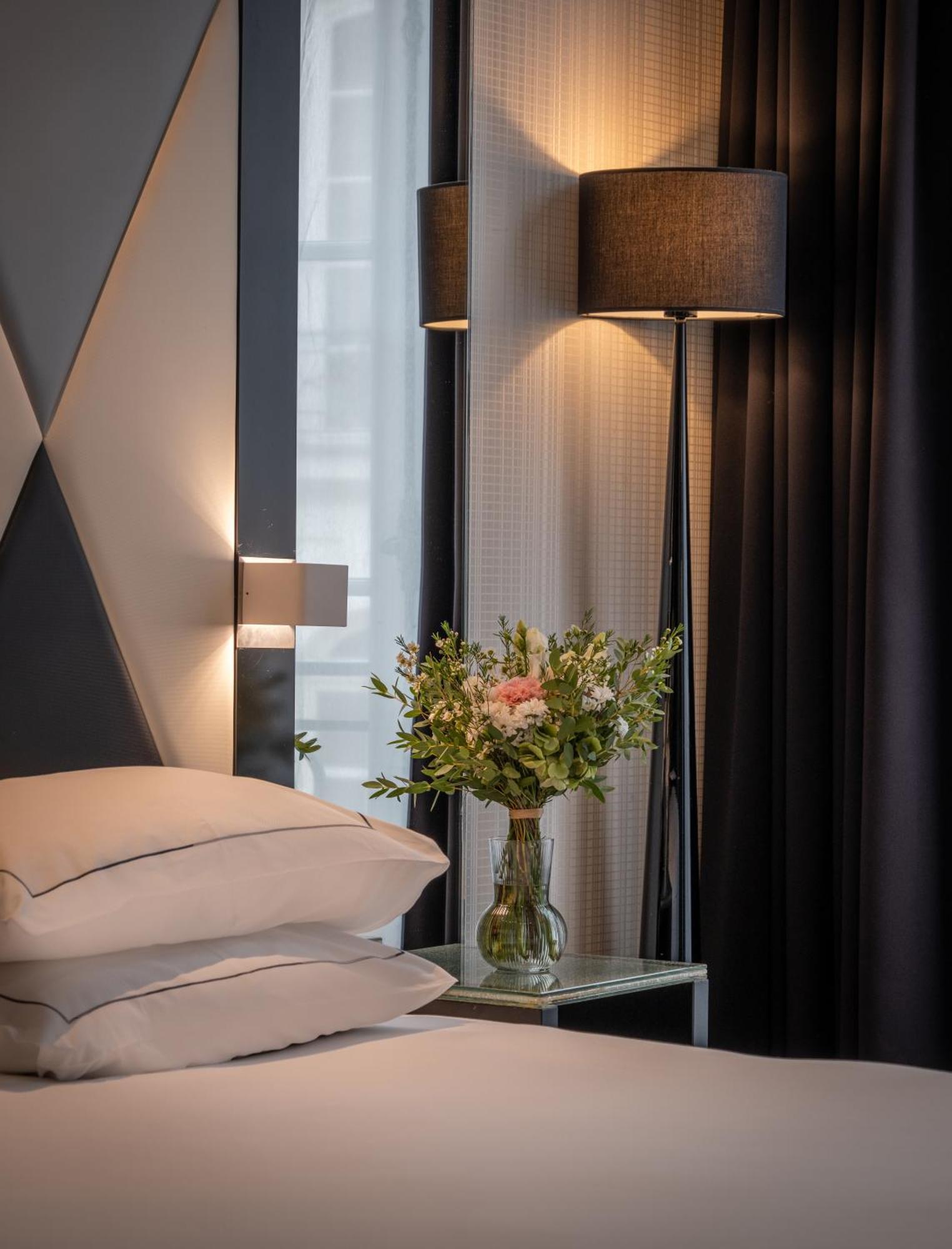 L'empire - Louvre Hotel 4*