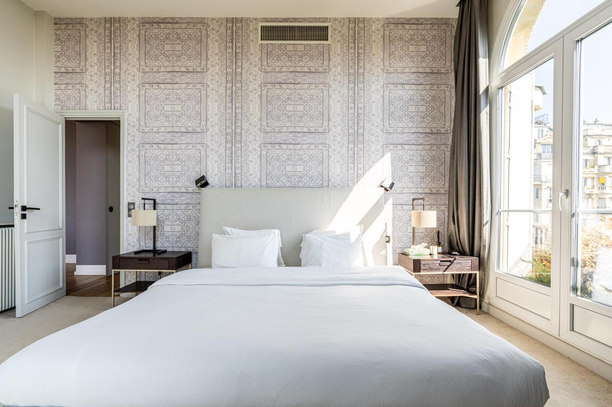 Apartment Luxury 4 Bedroom Eiffel Tower View Paris