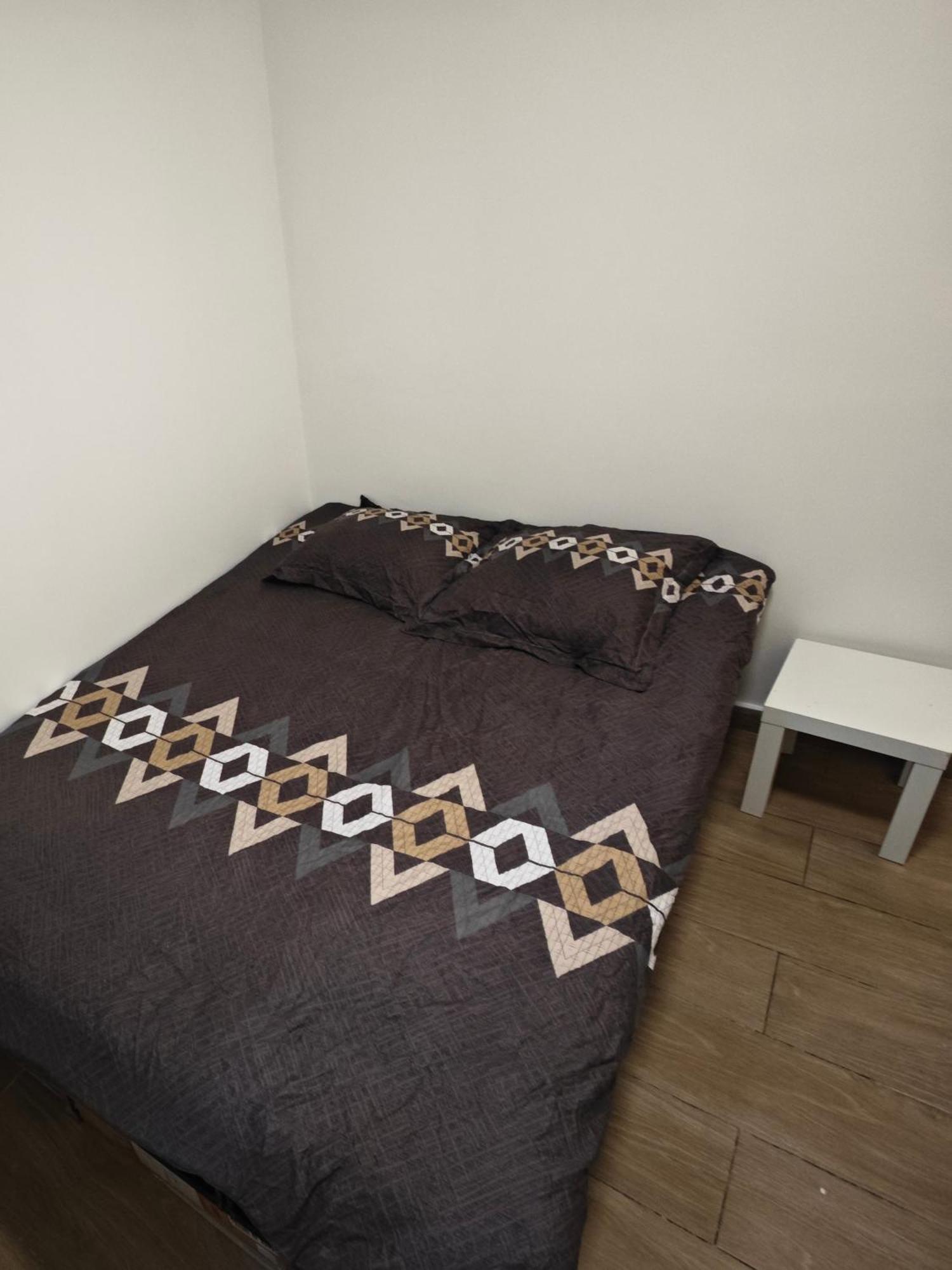 Le Jarry A Gare De L'est Apartment *