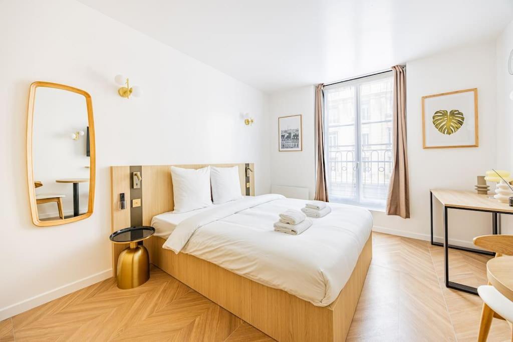 153 Luxueuse-etienne Marcel-chatelet-paris 3 Apartment *