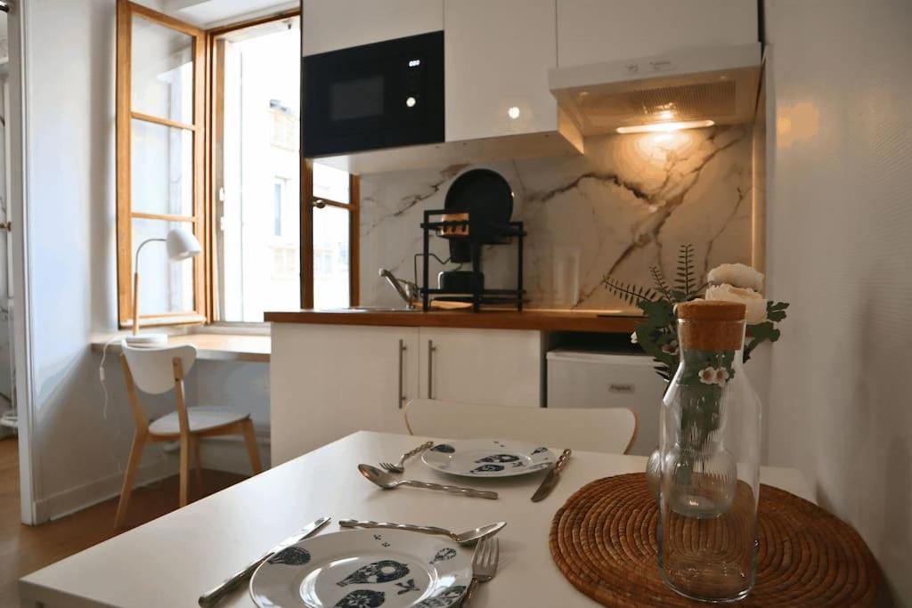 Cocon Moderne A Nation, Paris