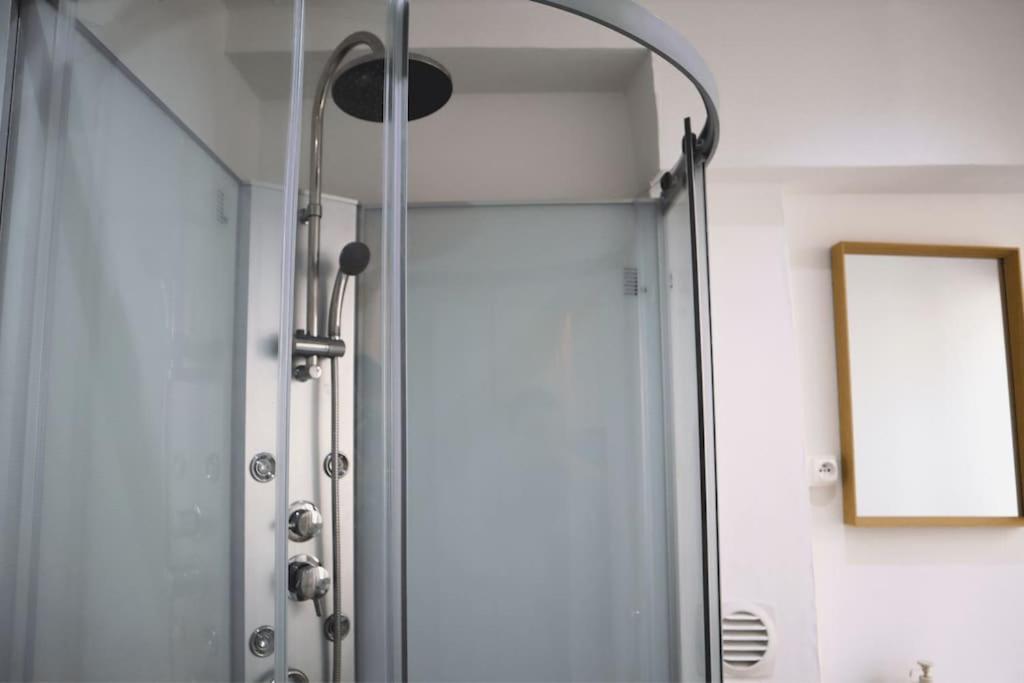 Apartment A 2p Paris