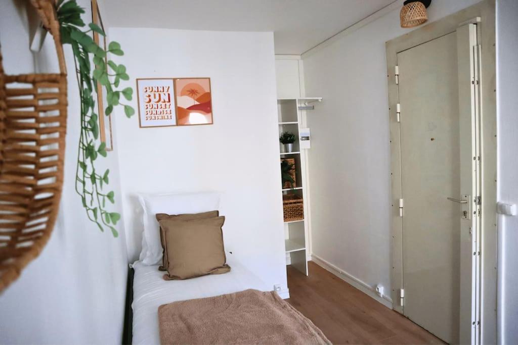 A 2p Apartment *