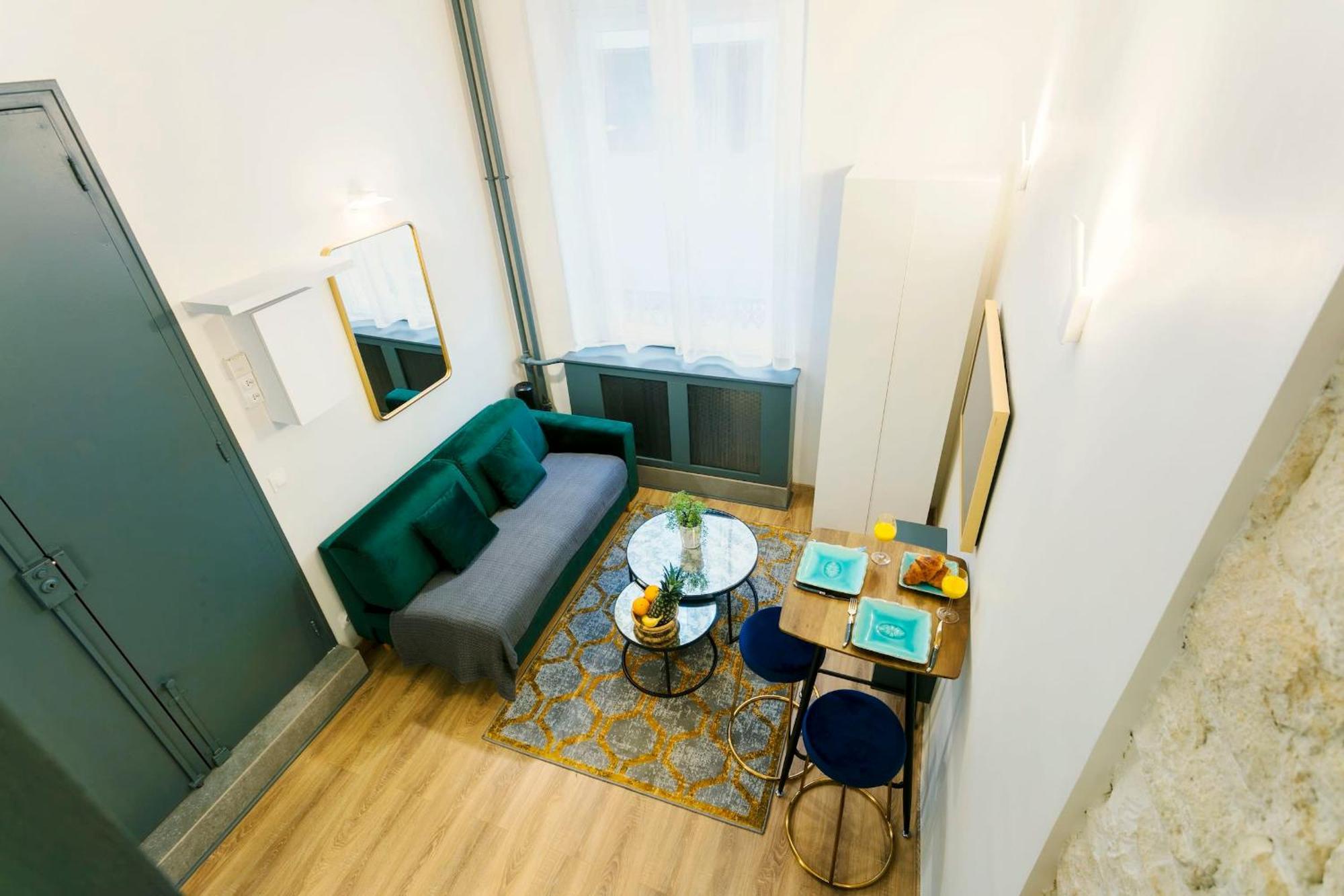 Jardins Des Champs-elysees - Cityapartmentstay Paris