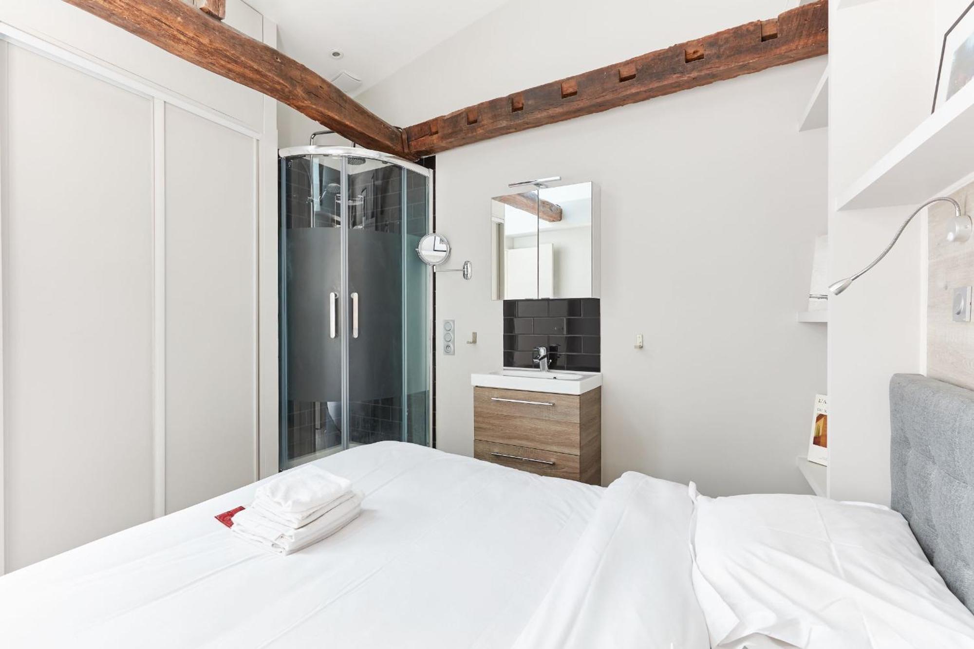 Jardin Du Luxembourg With Balcony - Cityapartmentstay Apartment Paris