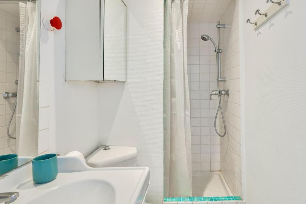Cosy Studio Near Canal Saint Martin Apartment
