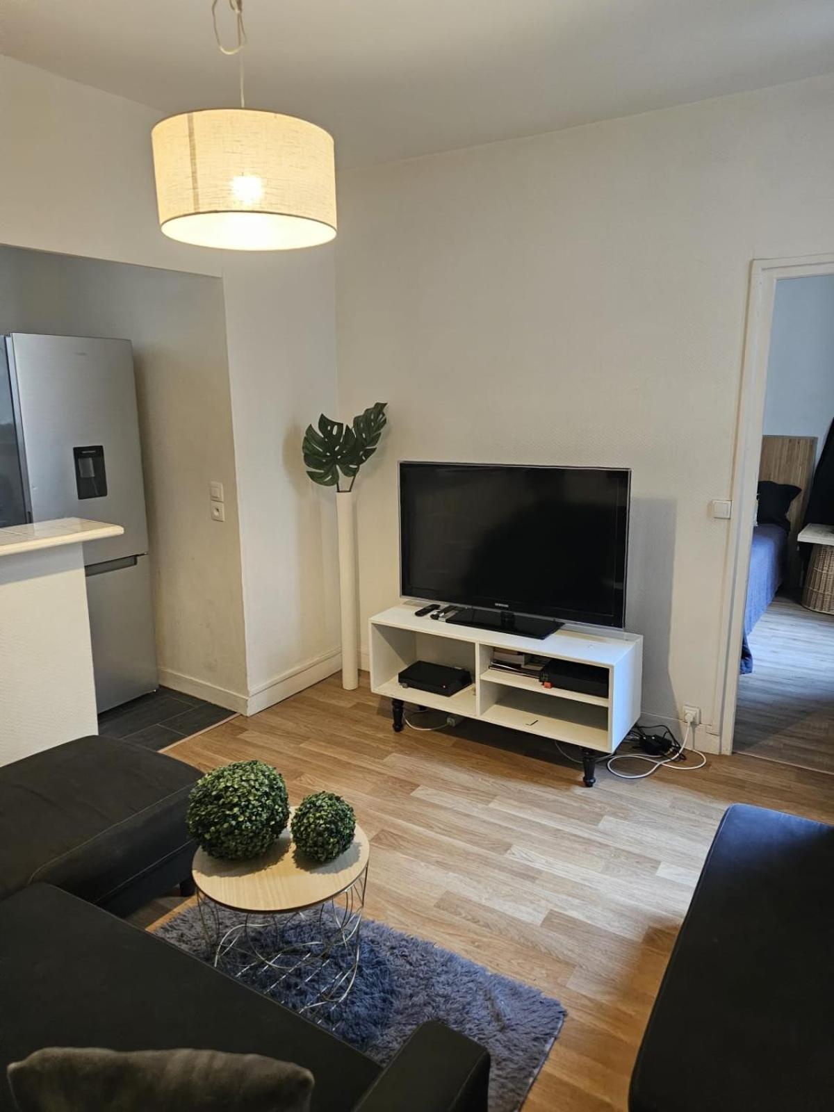Apartment Cozy In The Heart Of The 10th Paris