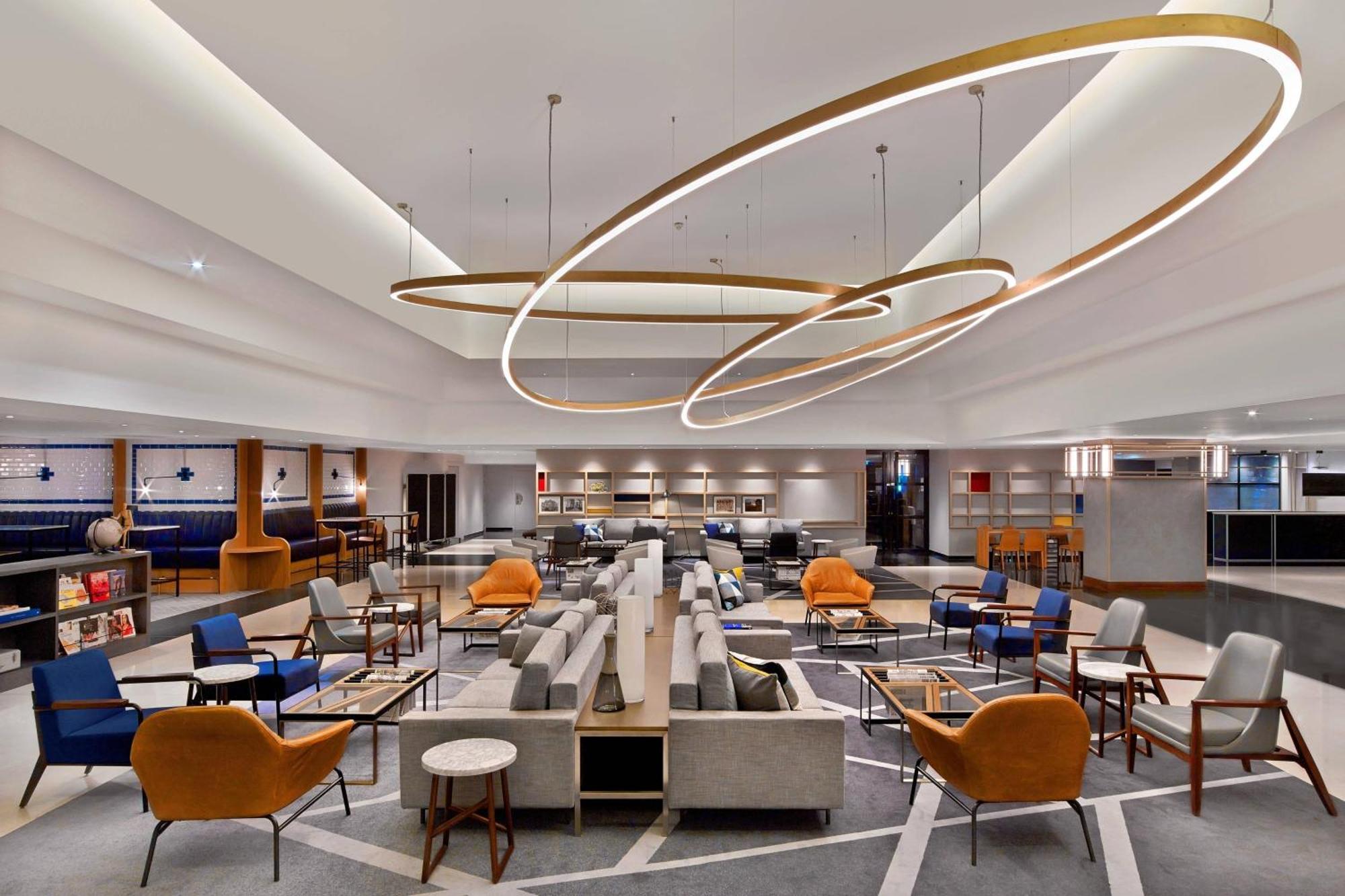 Le Meridien Etoile 4*