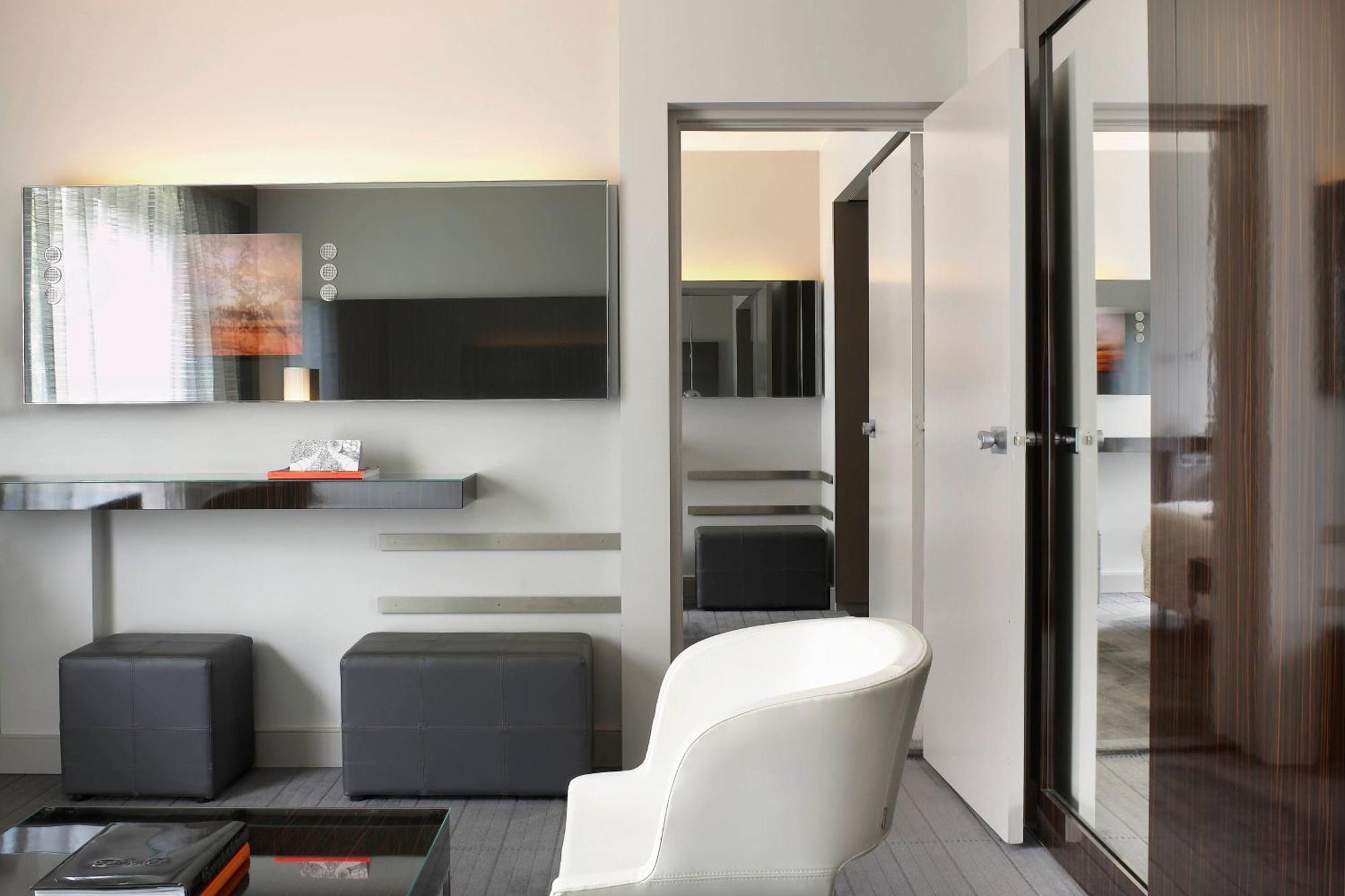Hotel Le Meridien Etoile 4*