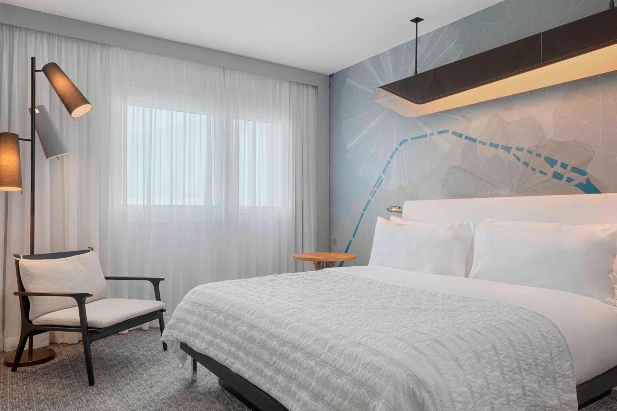 Hotel Le Meridien Etoile Paris