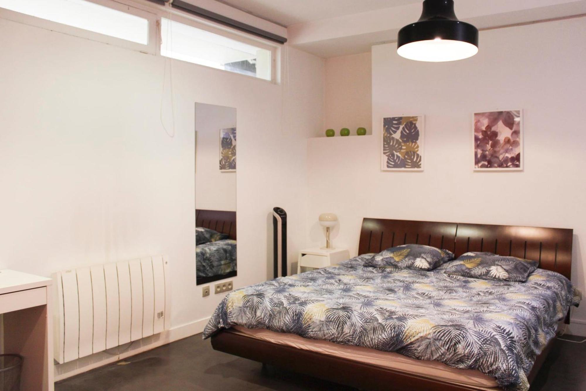 Bright Flat With Terrace *