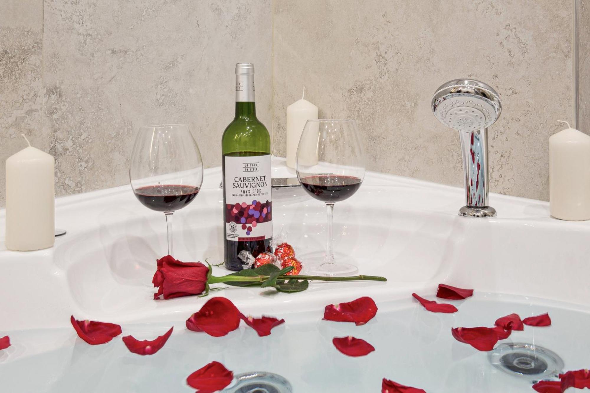 Lavie Maison Ac Hot Tub Montmartre *