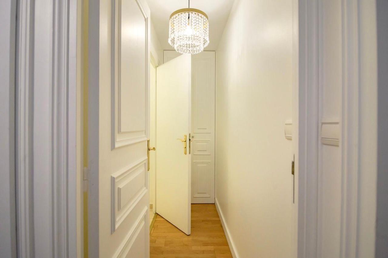 Apartment Le Regal Elysees *