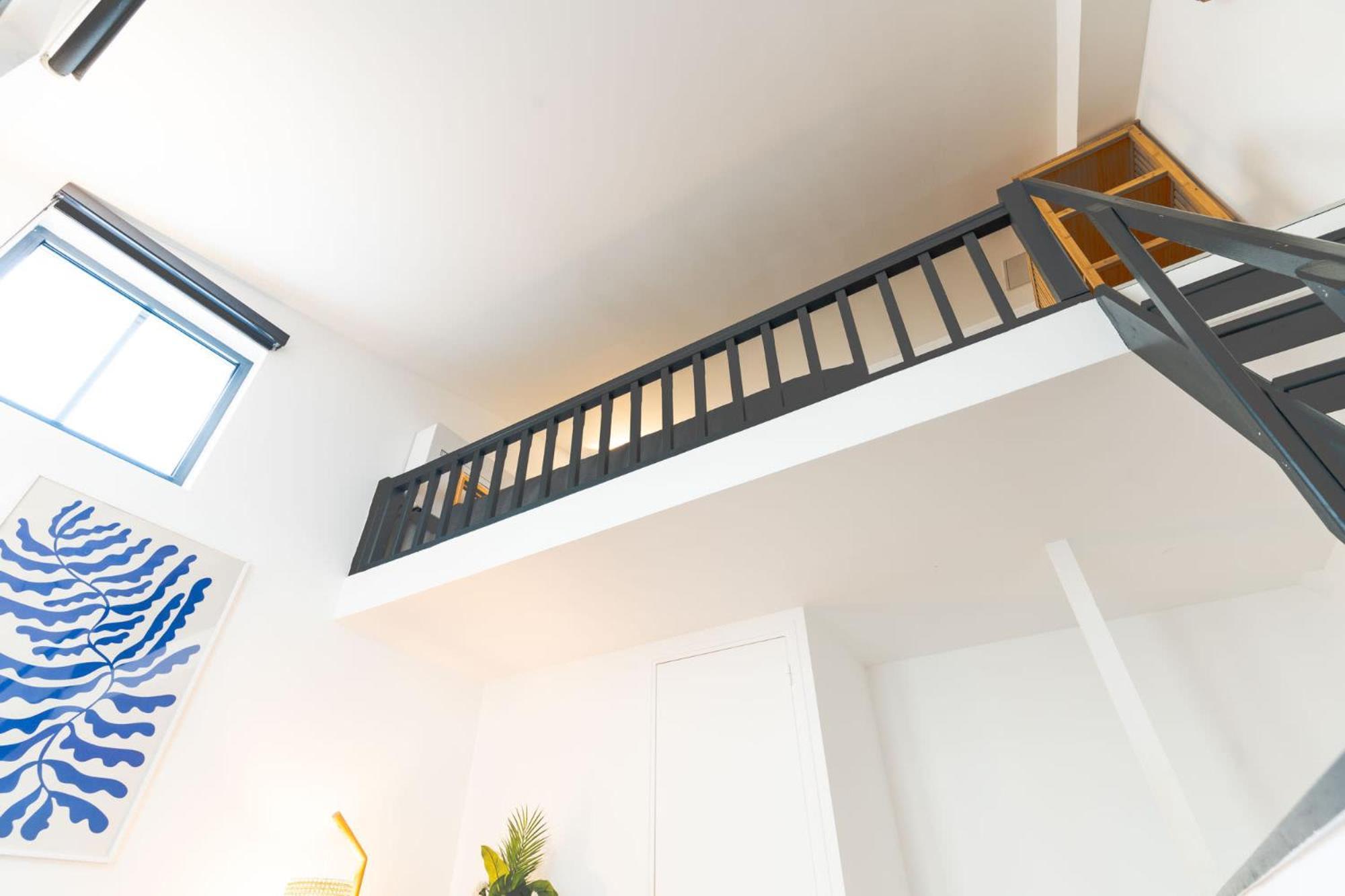 Loft House 2 Bedroom Bastille Ac By Lcc Agency *