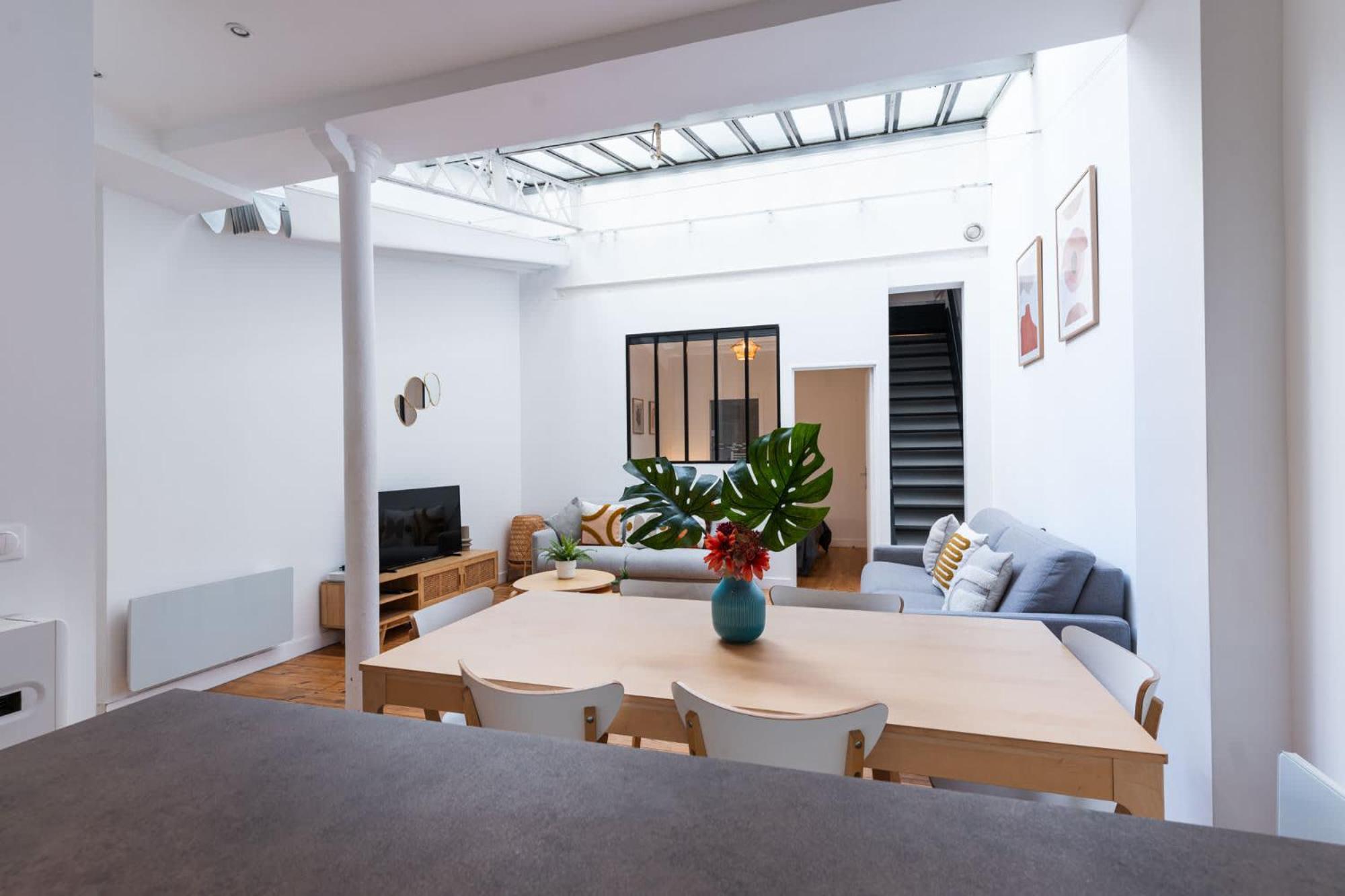 Loft House 2 Bedroom Bastille Ac By Lcc Agency