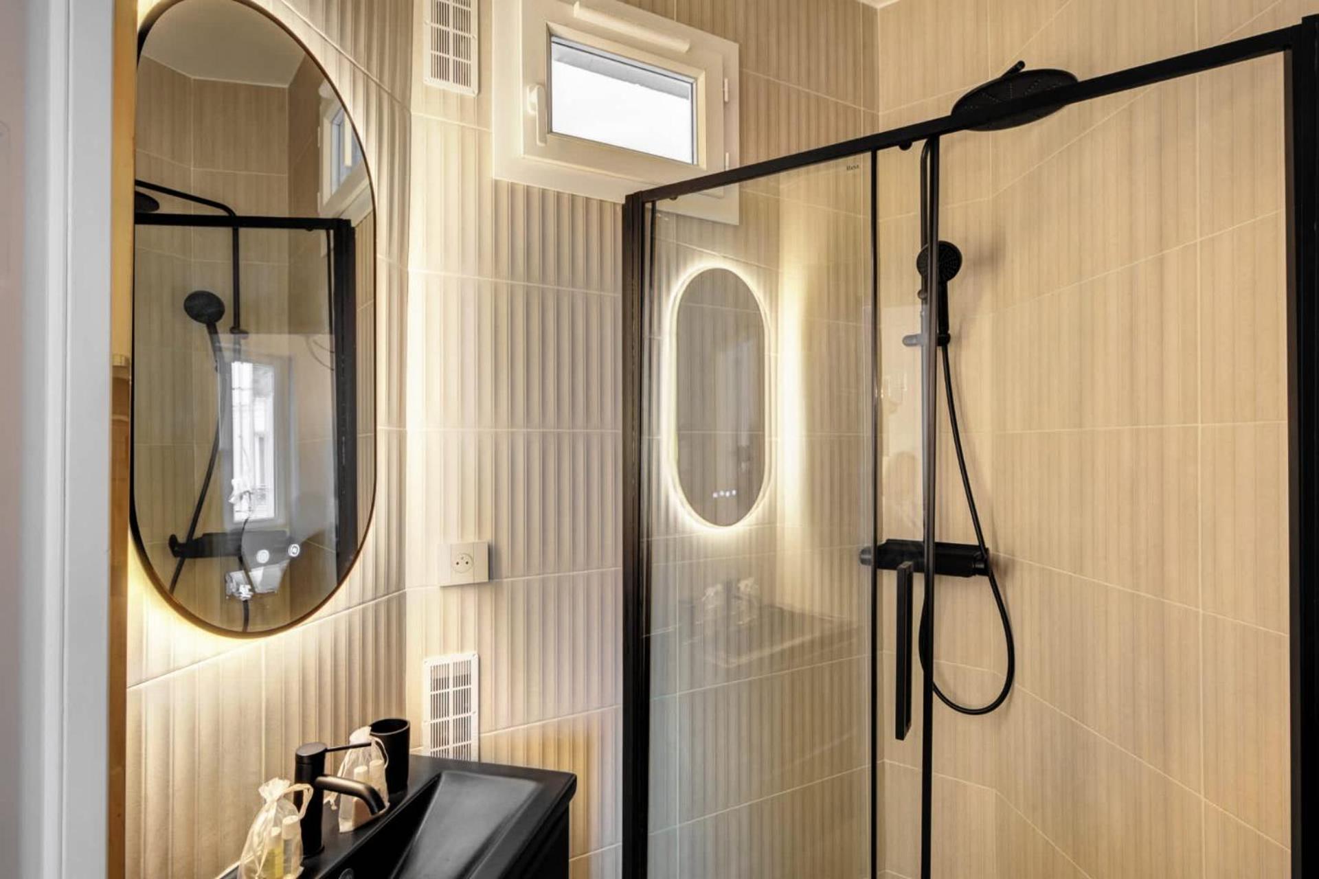 Luxueuse Haussmannienne A Apartment *