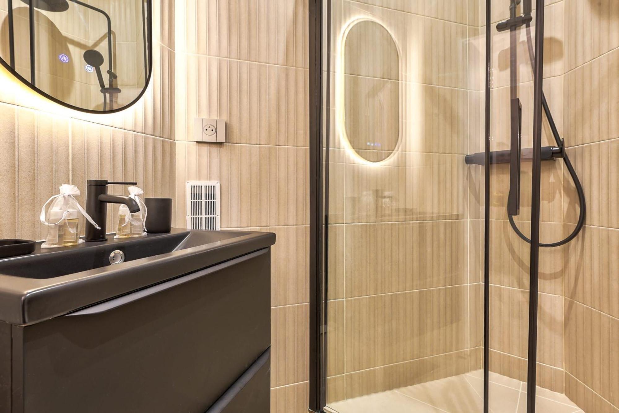 Apartment Luxueuse Haussmannienne A Paris