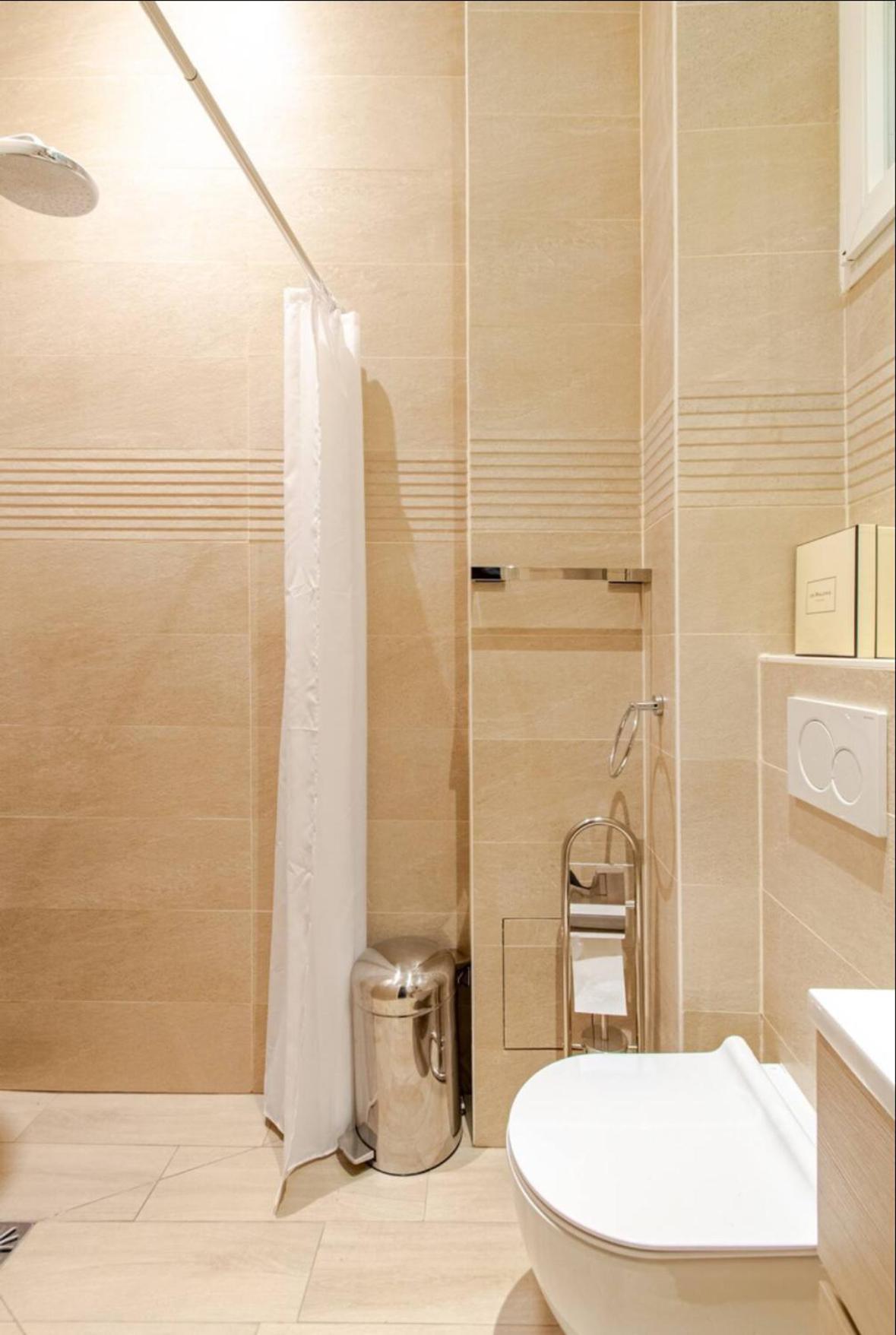 Apartment Very Chic Next To Trocadero And Eiffel Tower