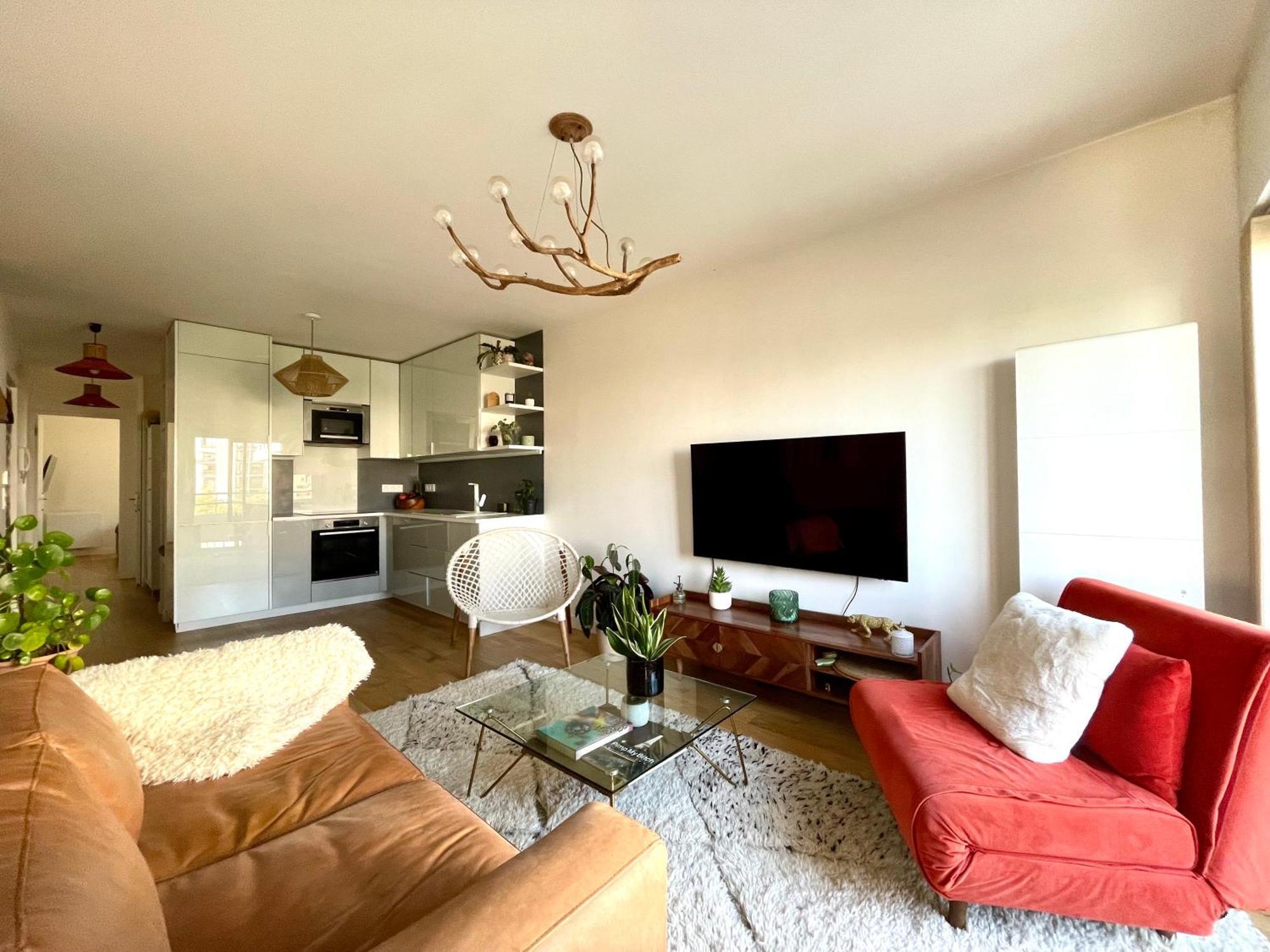 Magnifique 3 Pieces De 55m2 Au Calme Avec Balcon Paris