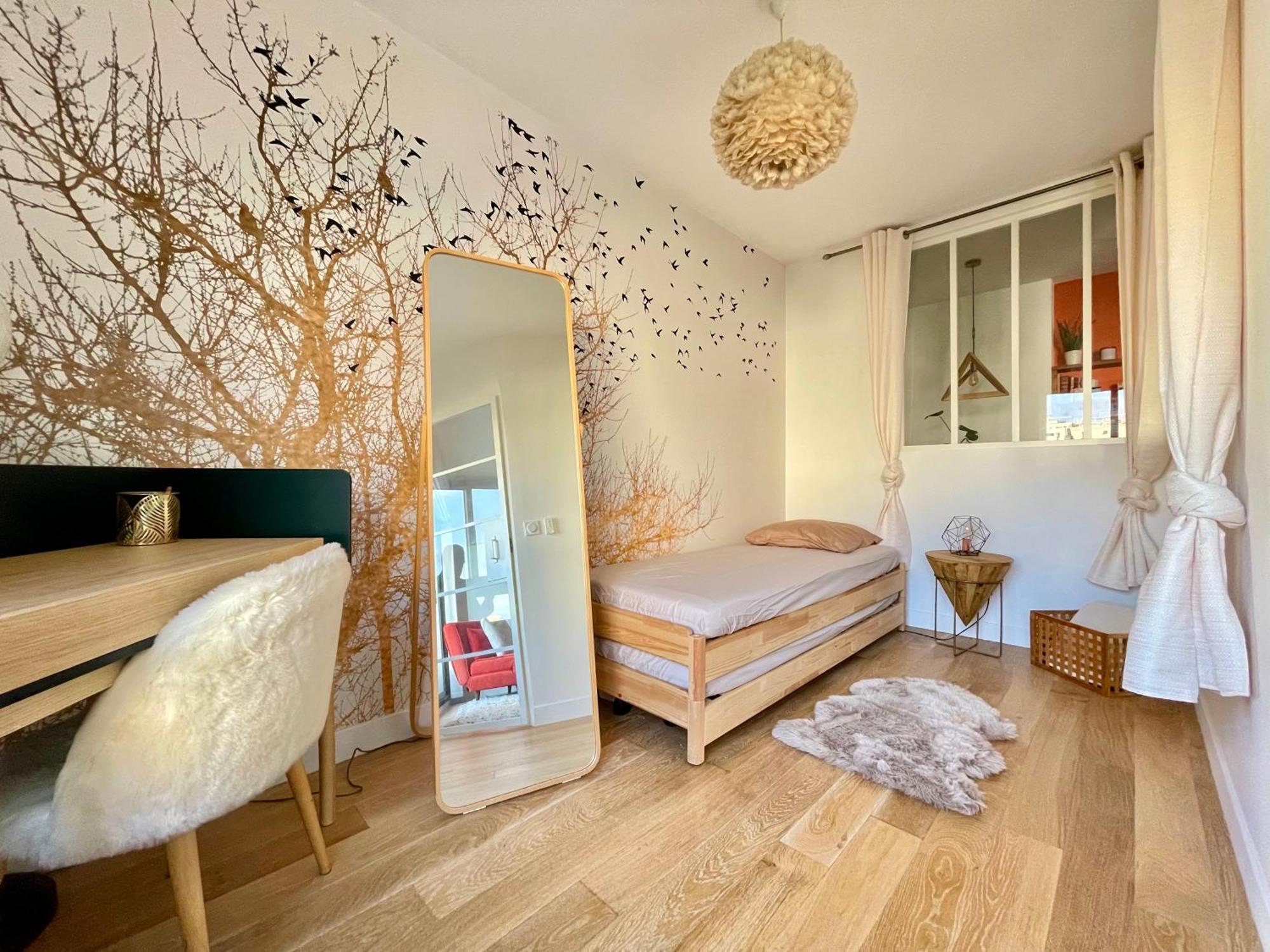 Magnifique 3 Pieces De 55m2 Au Calme Avec Balcon Paris