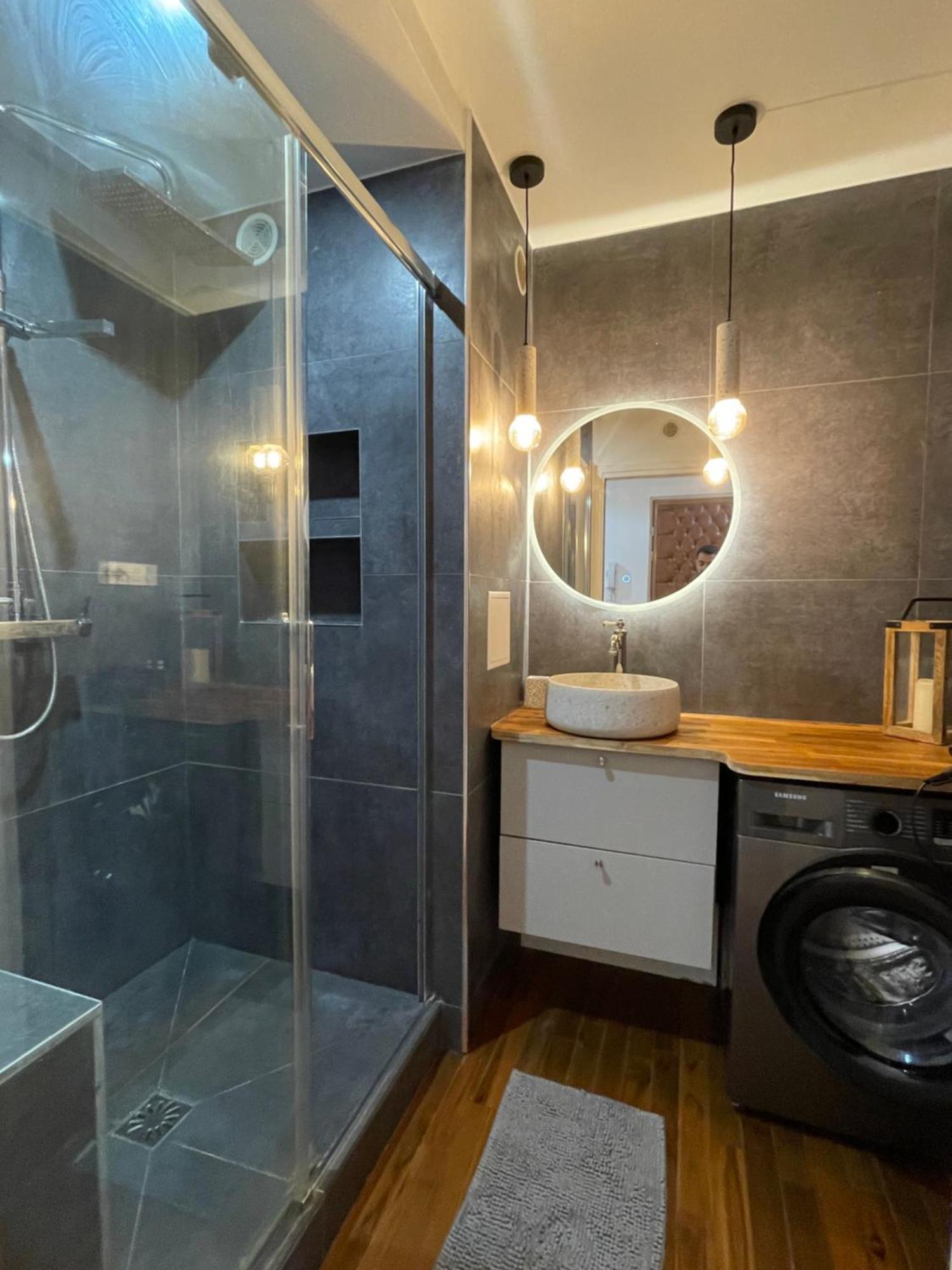 Apartment Magnifique 3 Pieces De 55m2 Au Calme Avec Balcon *