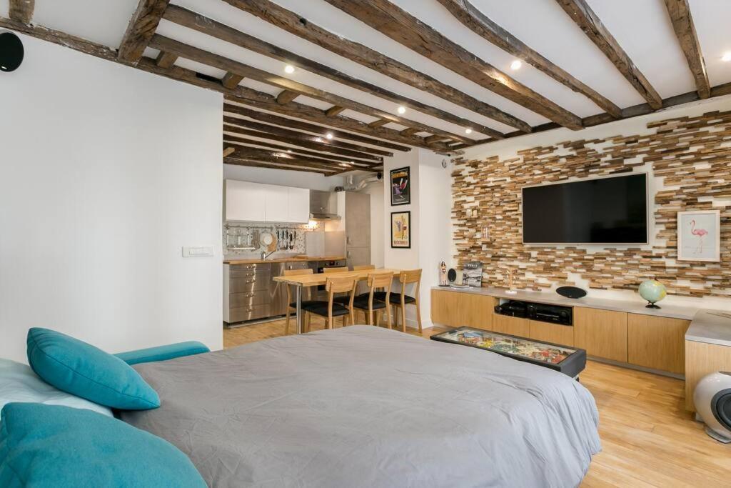 Relais Cocorico - Town House 4 Private Suites, Ac Cinema Gym & Sauna Apartment