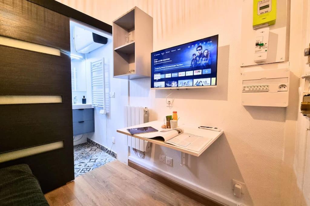 Apartment Le Petit Quai De Seine Paris