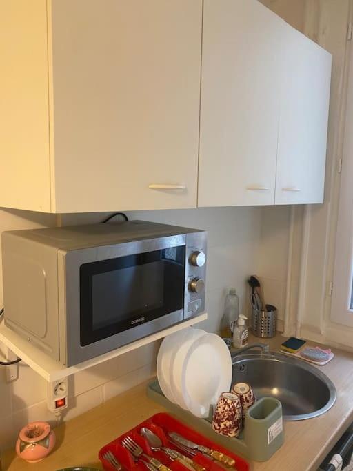 Studio 13m2completement Apartment Paris