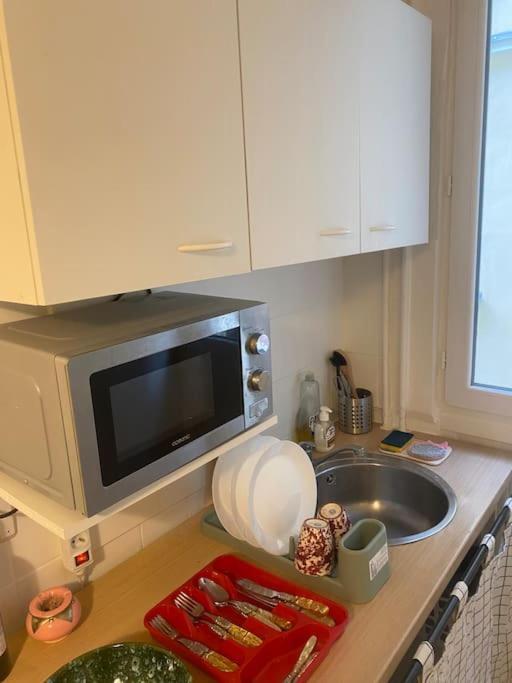 Studio 13m2completement * Paris