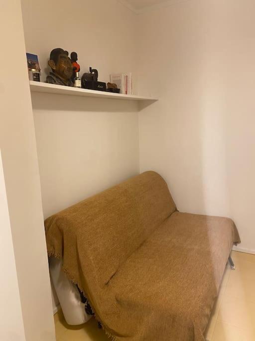 Studio 13m2completement * Paris