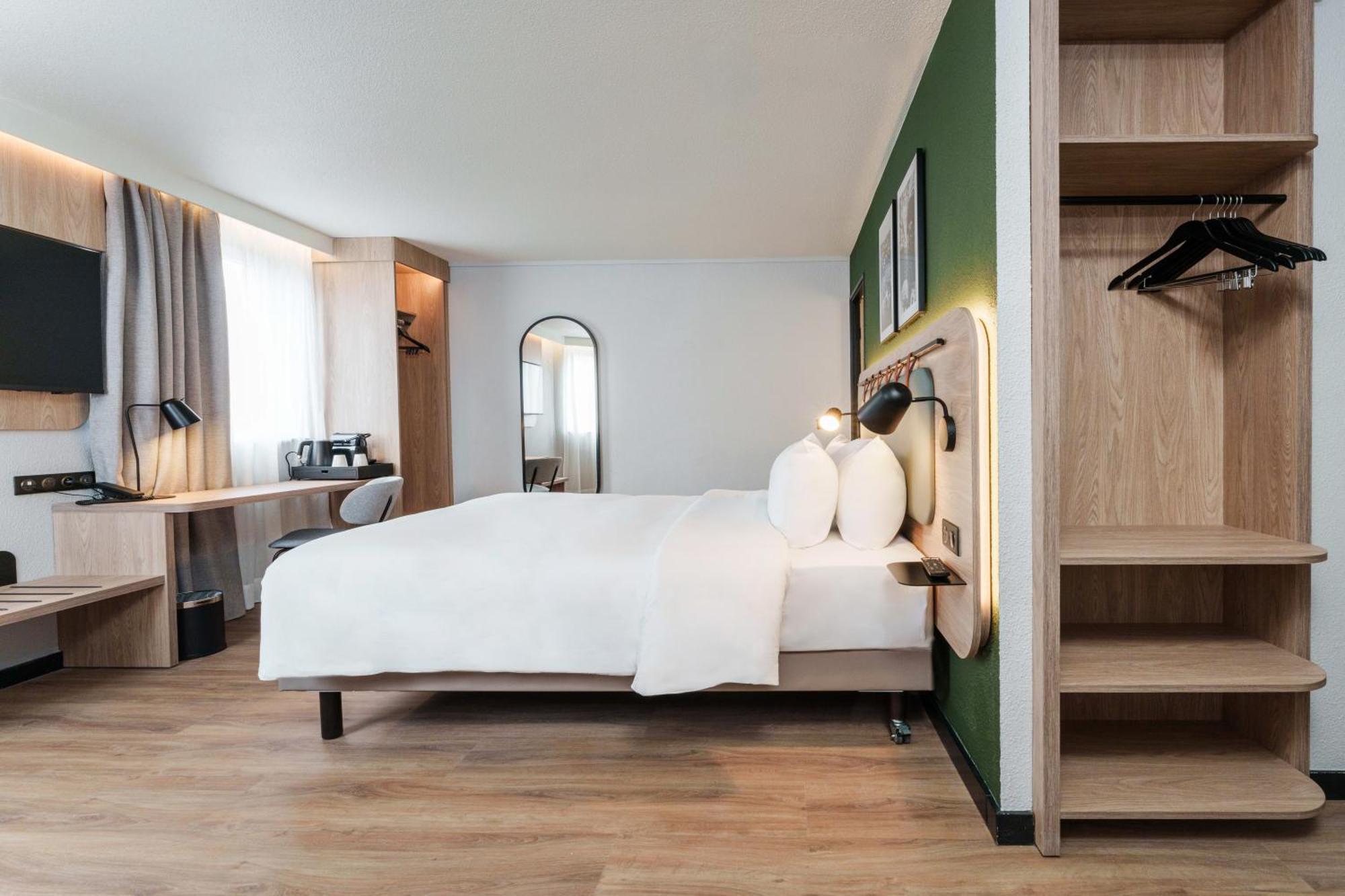 Hotel Campanile 19 - La 3*