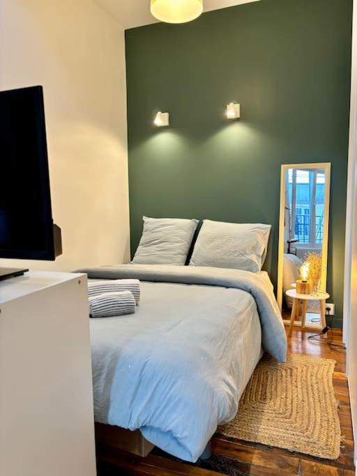 Montmartre Dernier Etage Calme Apartment Paris