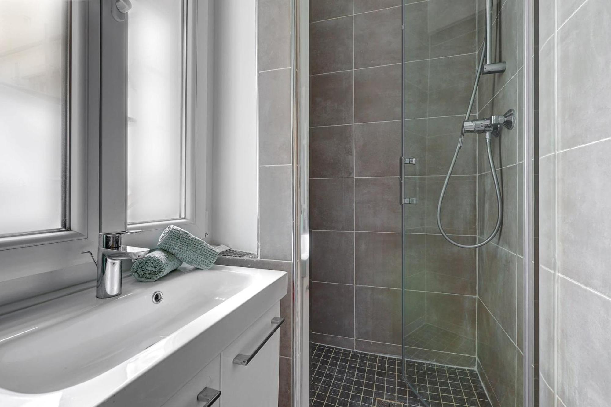 Apartment Le Marais & Montorgueil - 2br - Cityapartmentstay *