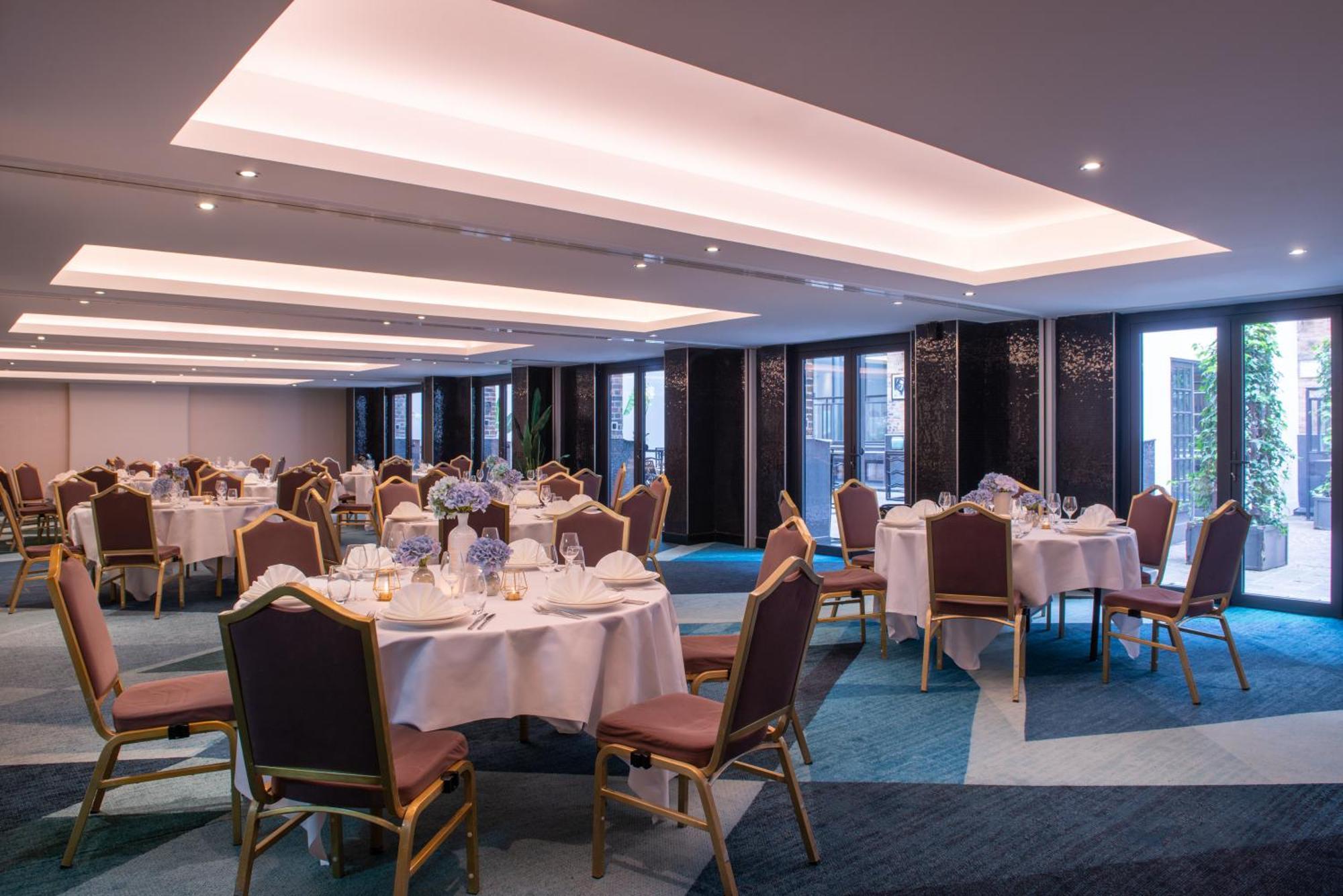 Hotel Les Jardins Du Marais 4*