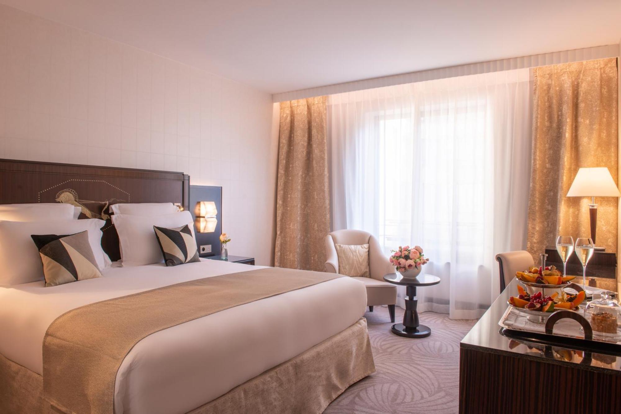 Du Collectionneur Hotel