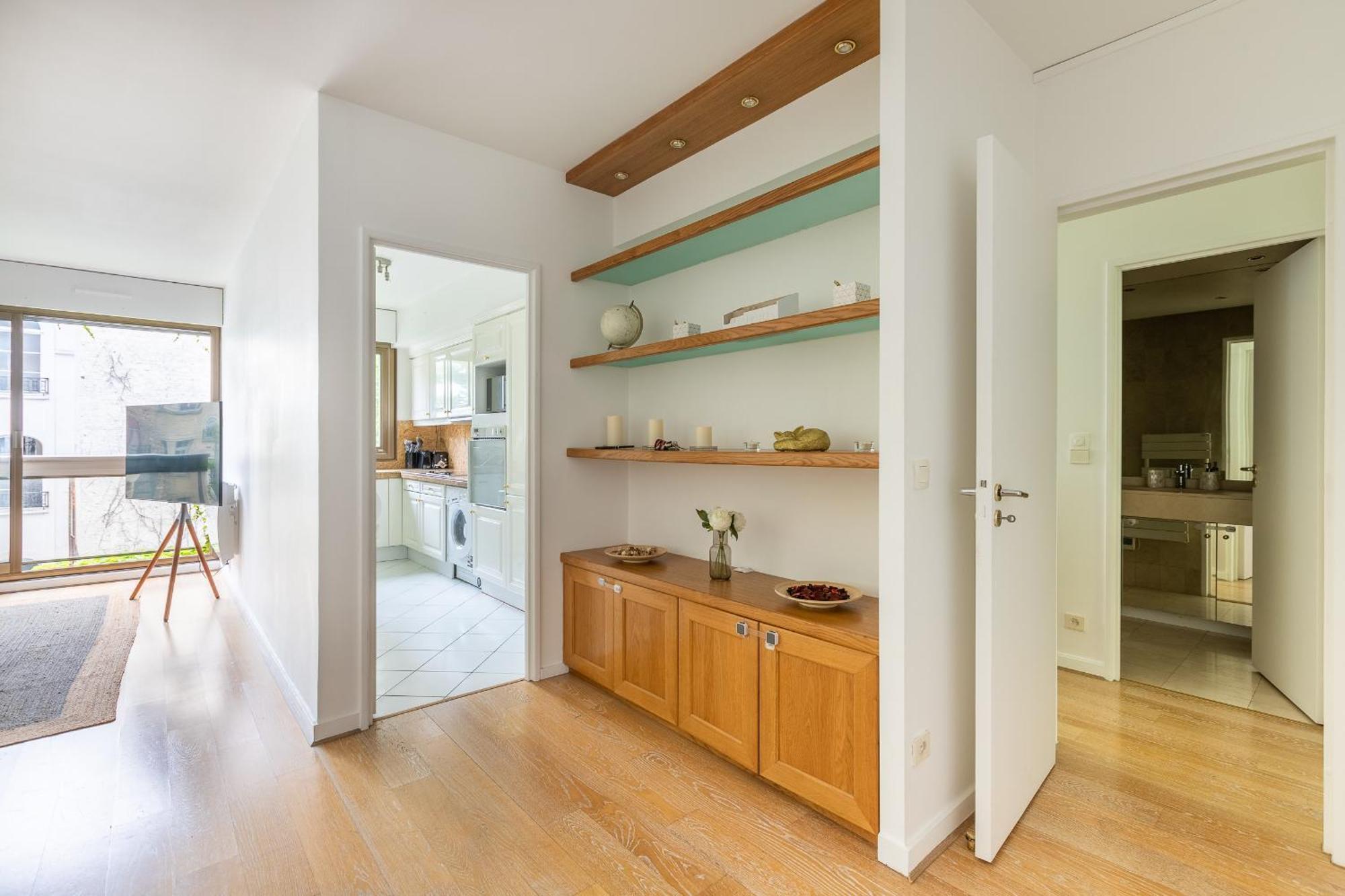 Trendy ,quit And Chic Apartment