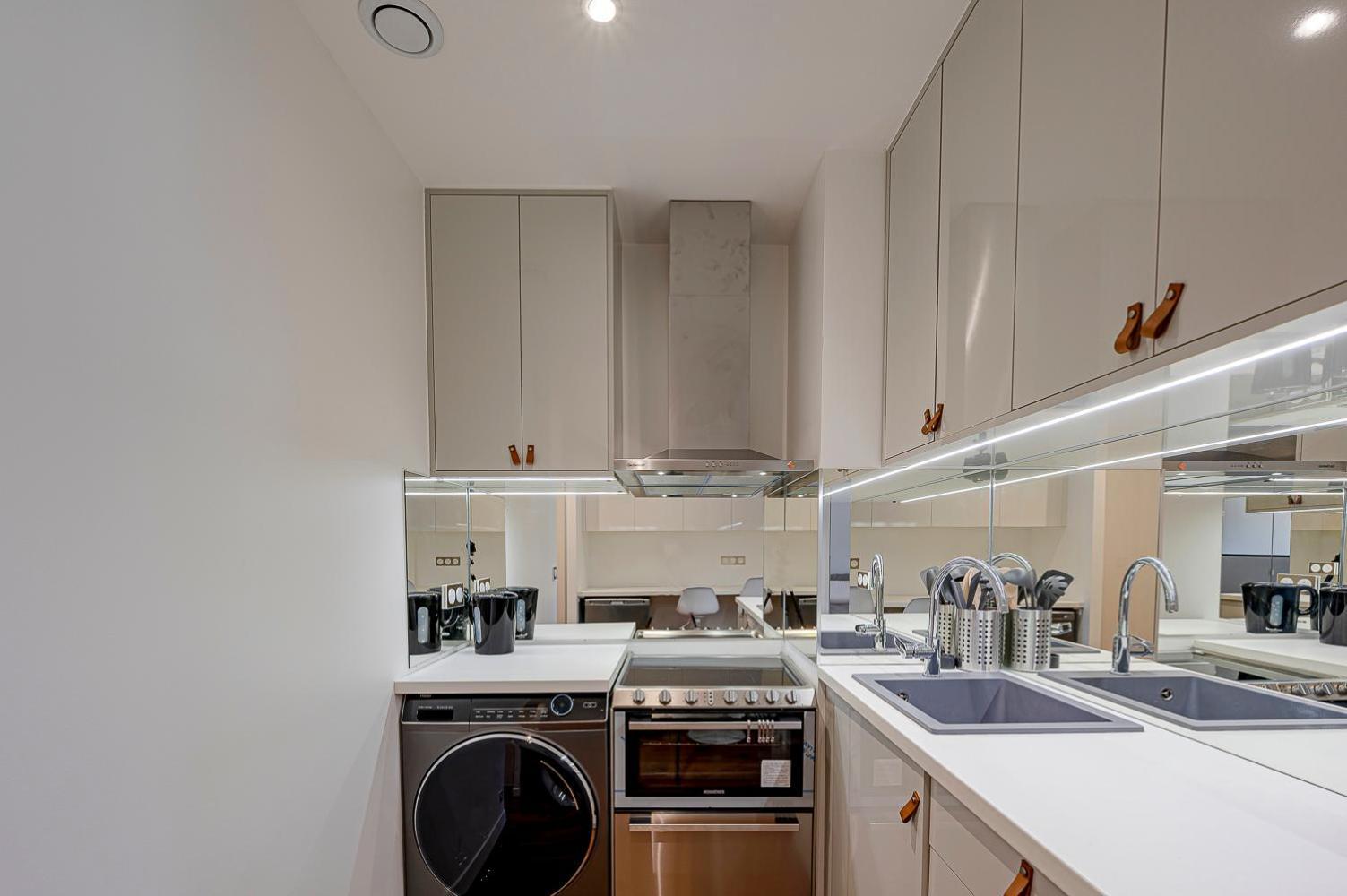 Apartment Trendy ,quit And Chic *