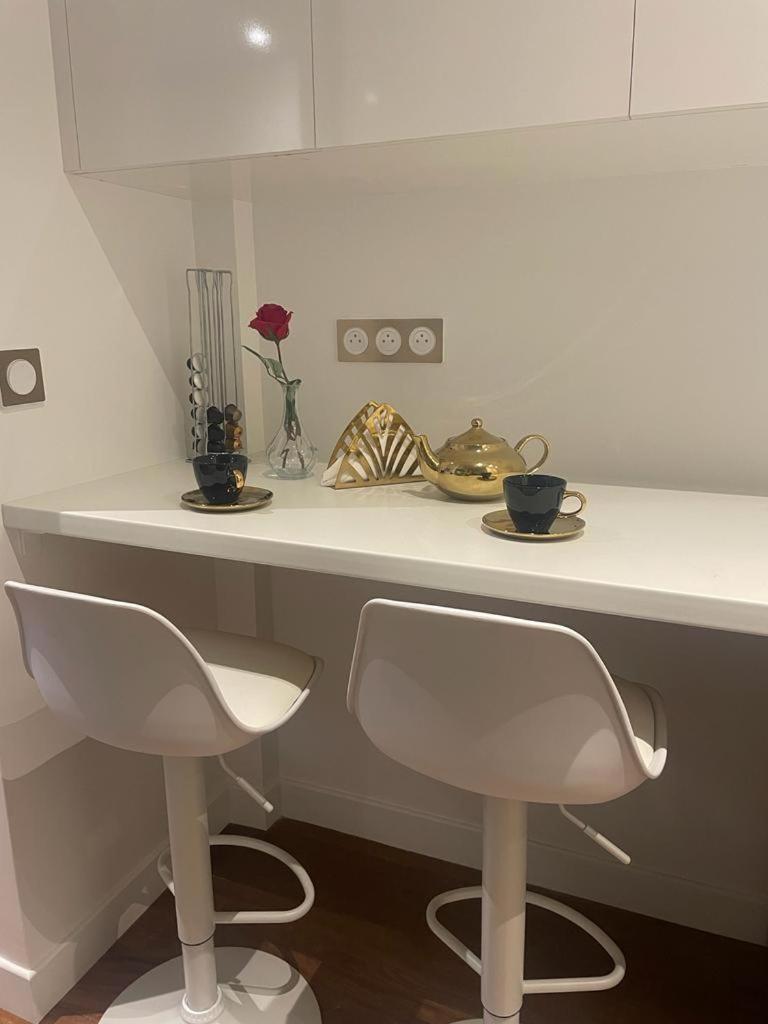 Trendy ,quit And Chic Apartment *