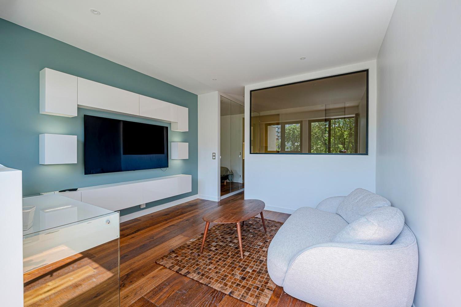 Apartment Trendy ,quit And Chic