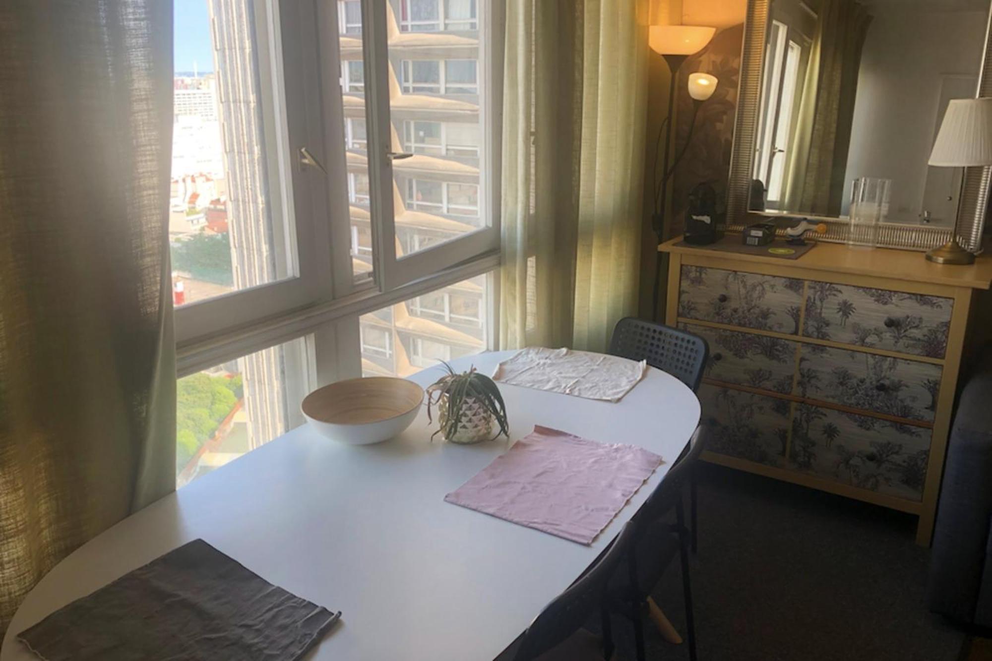 Apartment Bright In The Heart Of Paris