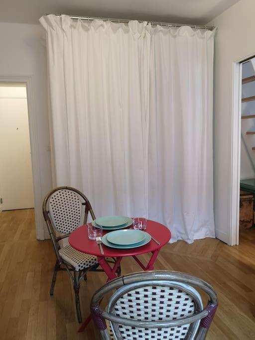 Apartment Parisien 2 Pieces Paris