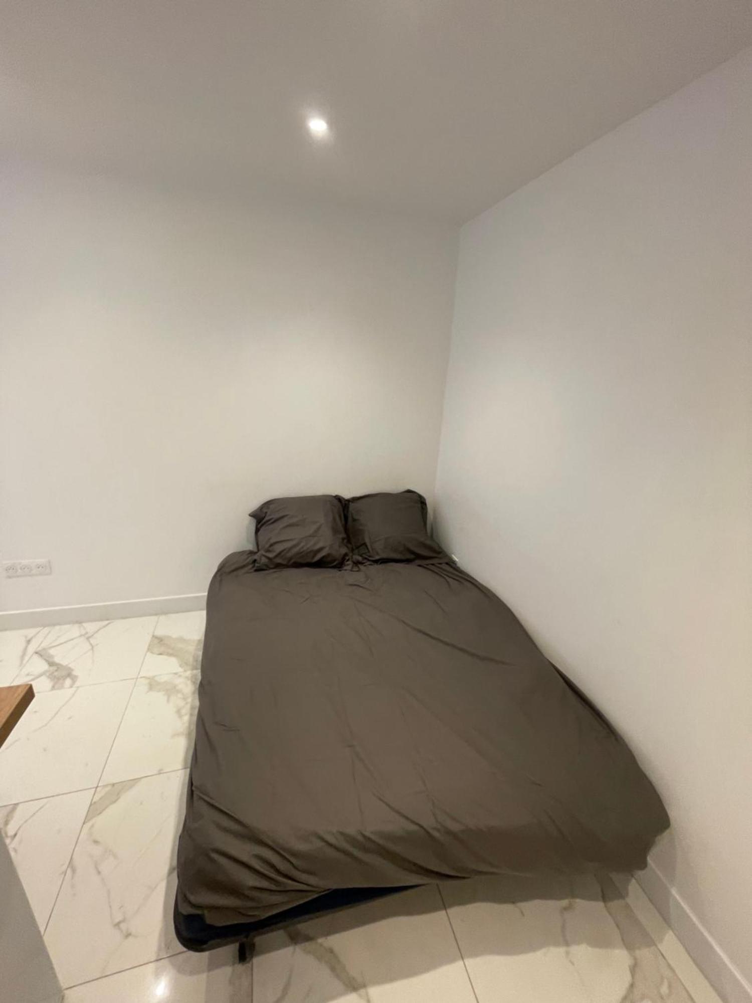 Appartement Au Rez De Chaussee Pres De Gare De Lyon Paris