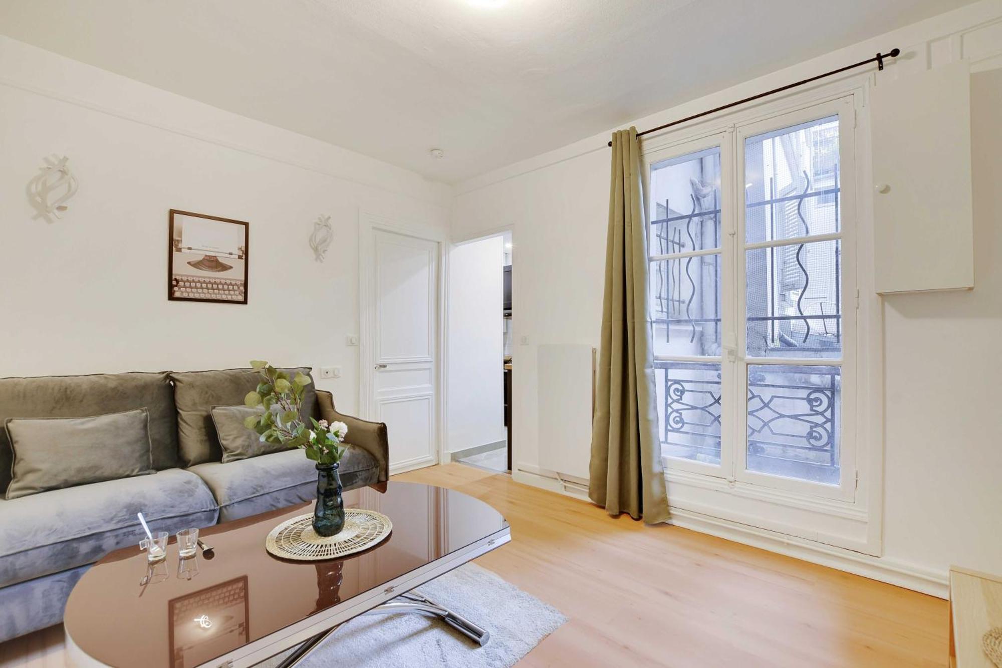 Charming - 1br-4p- Gare De L'est Apartment