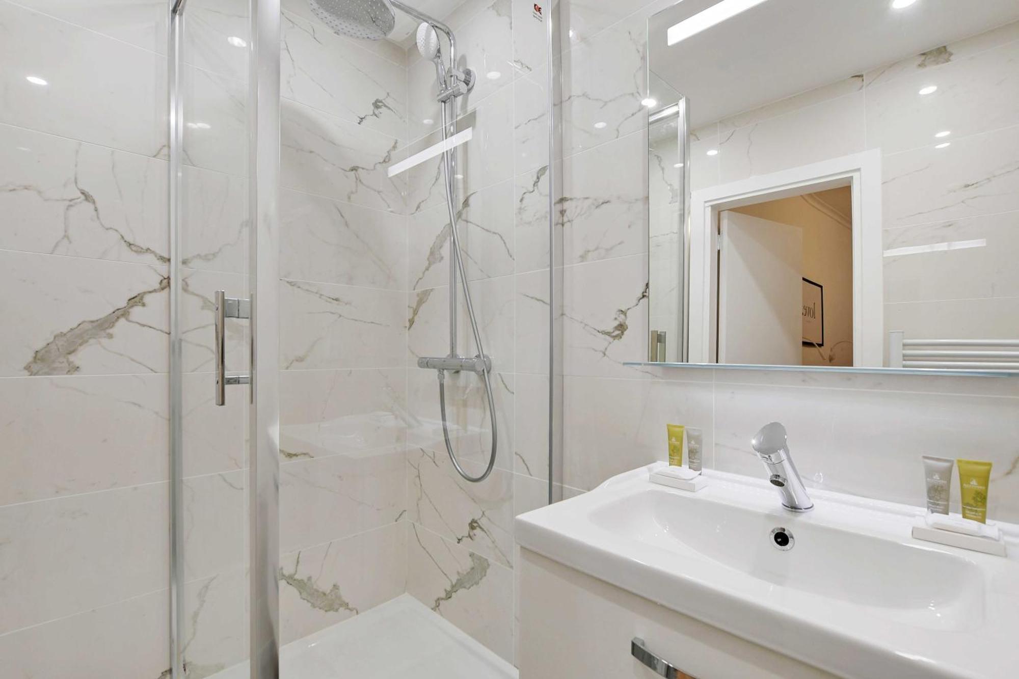 Charming - 1br-4p- Gare De L'est Apartment