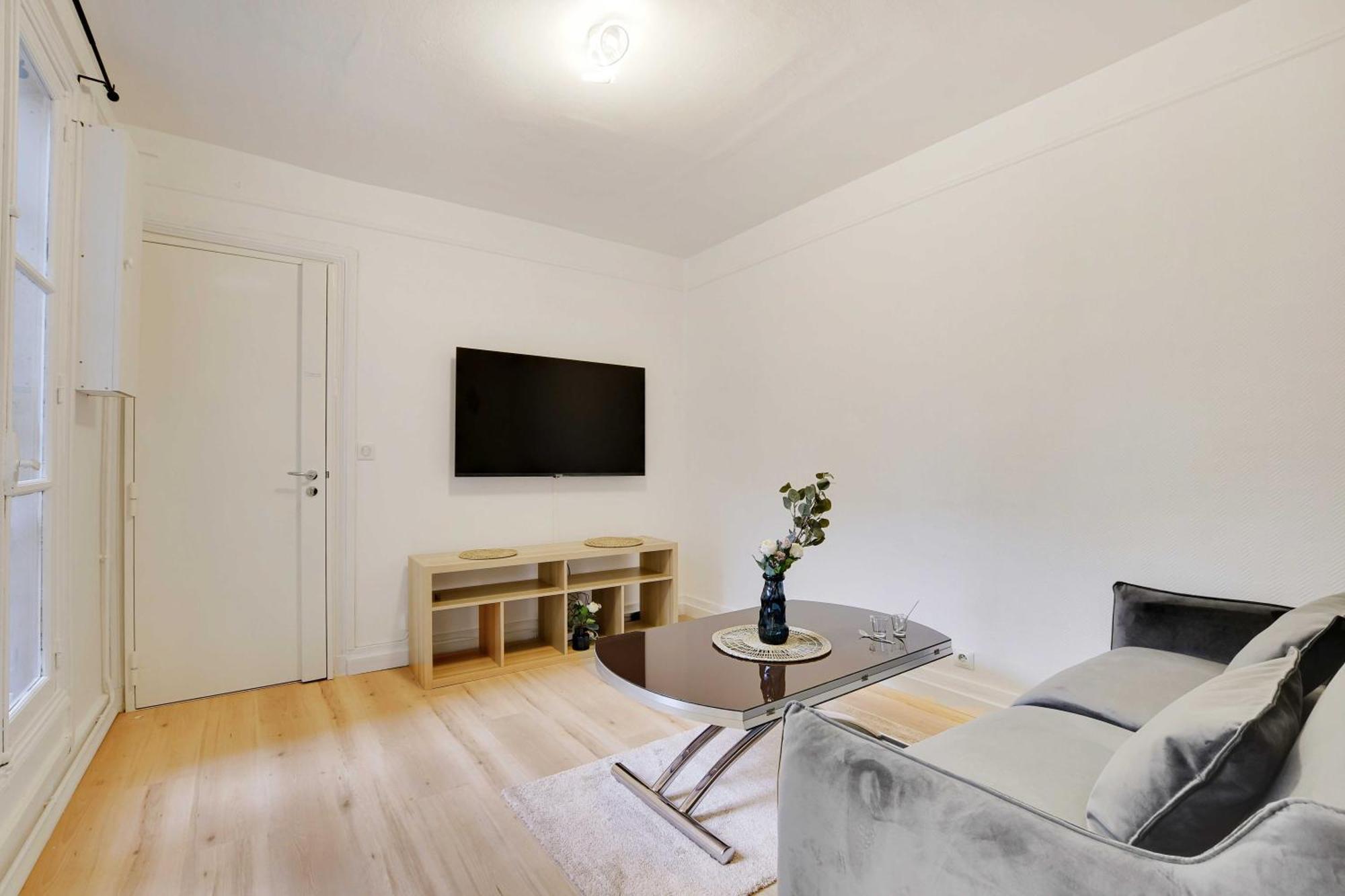 Charming - 1br-4p- Gare De L'est Paris