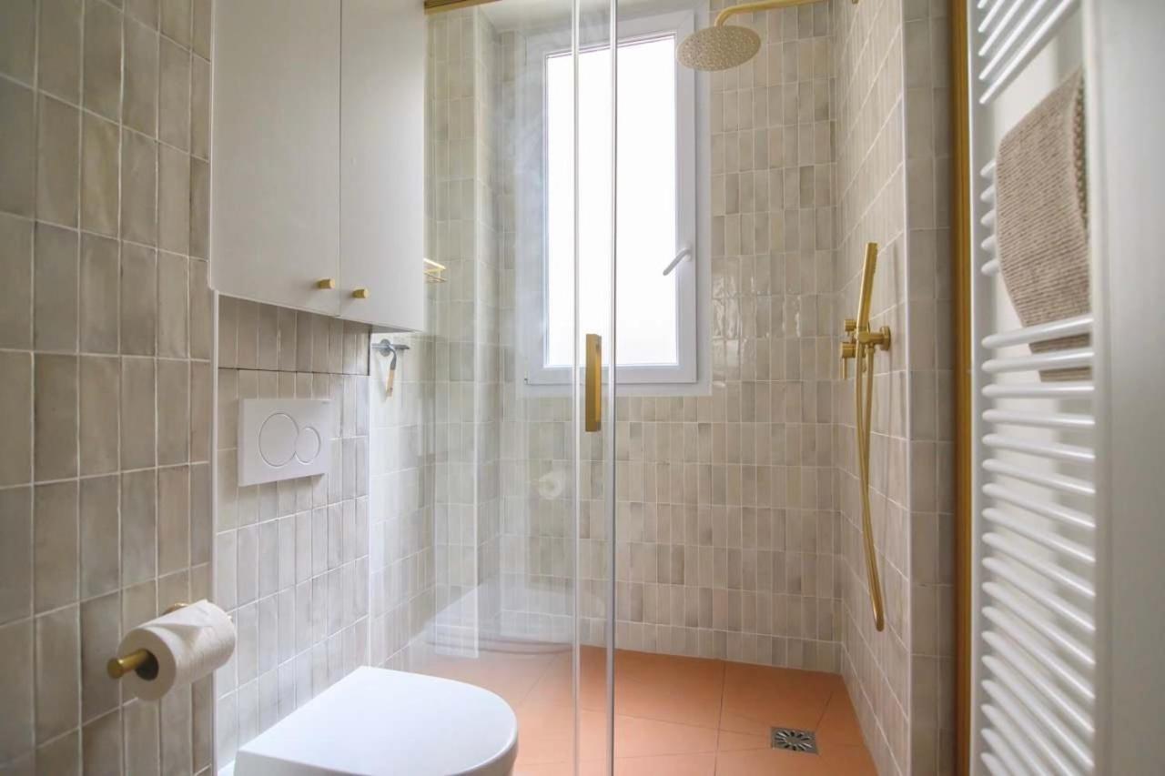 Deco St Antoine Apartment Paris