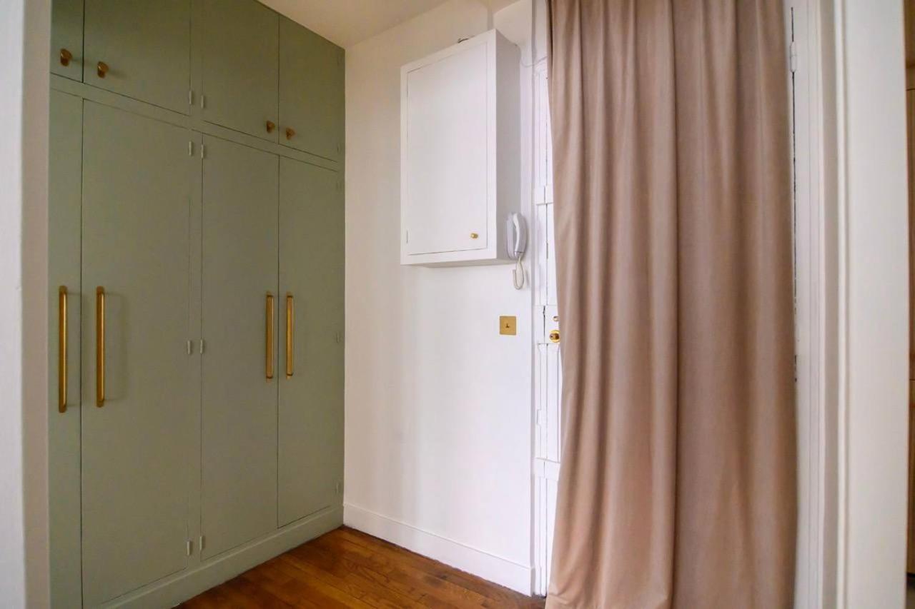 Deco St Antoine Apartment Paris